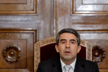 Плевнелиев: Хората никога няма да обикнат демокрация, дадена наготово