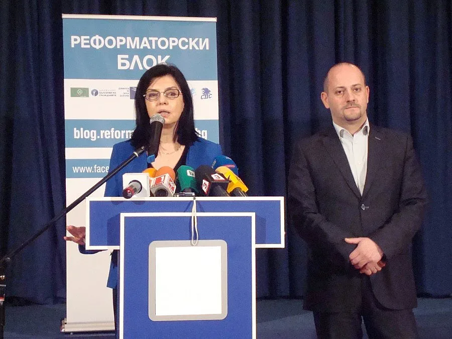 Реформаторите с 6 стъпки за излизане от кризата