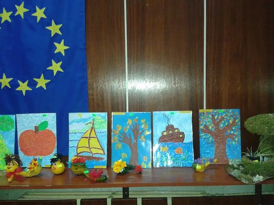 Изложба на хлапета даде старт на коледните празници