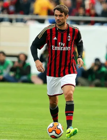 Малдини може да наследи Галиани в Милан 