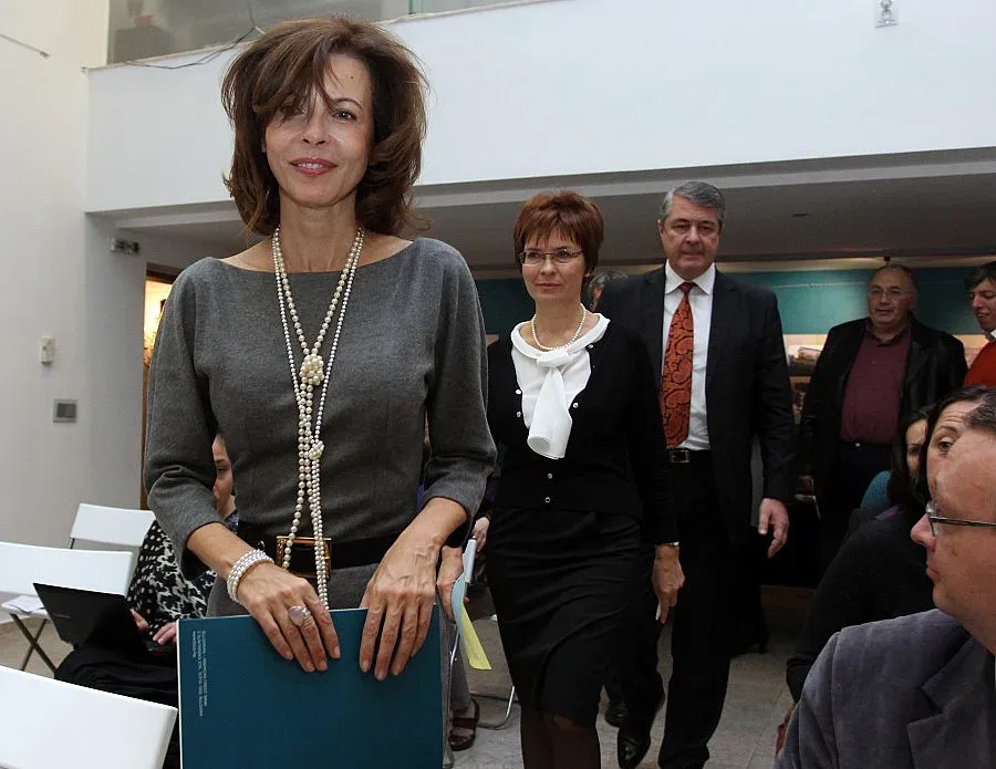 Фонд на Бориславова пое еднолично "Пампорово" АД