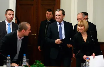 Скъсяват следването