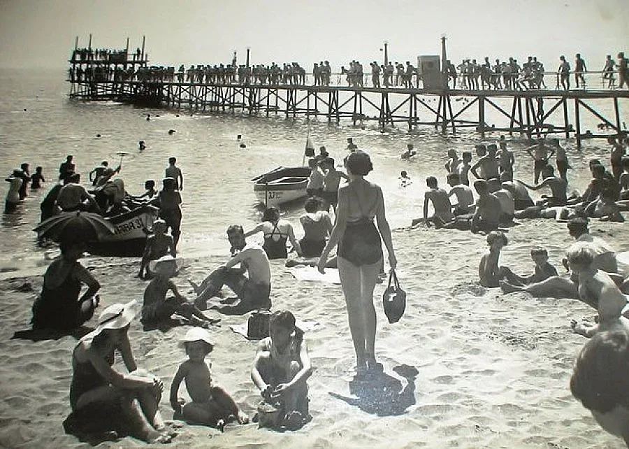 Бургас показва плажната мода от ранния 20 век