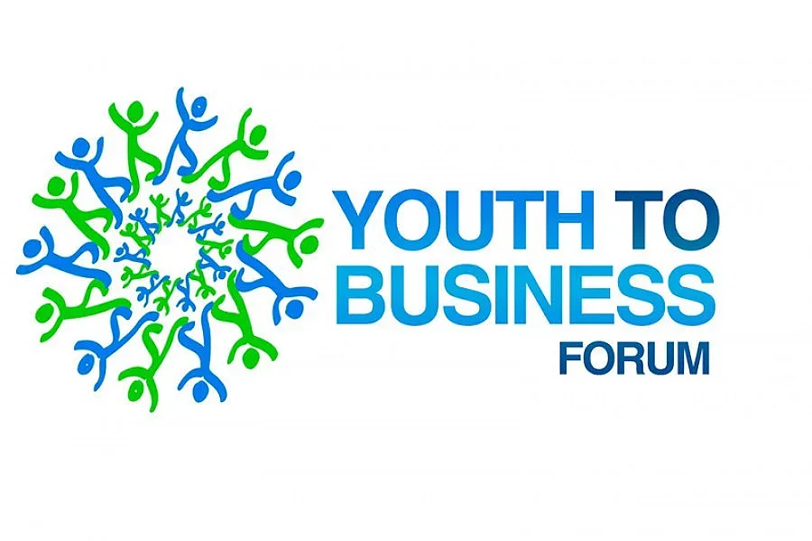 Студенти и бизнесмени лице в лице