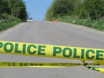 Полицай загина при челен удар