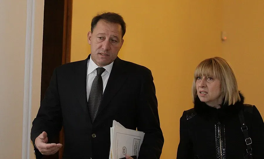 Найденов: Възстановяваме въоръжението и военната техника