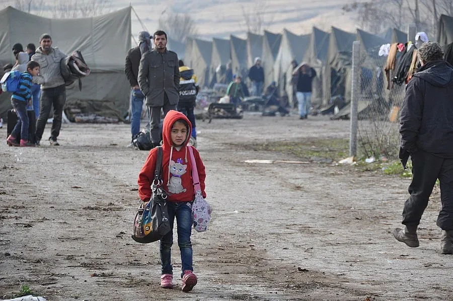 Имигранти се сдърпаха за места по стаите