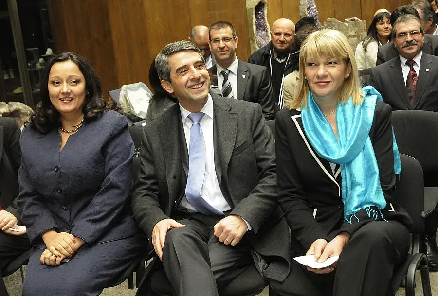 Внесоха сигнал за злоупотреби срещу Плевнелиев и Павлова