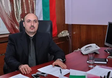 Сръбски митничари задържат заместник кмет за джобно ножче