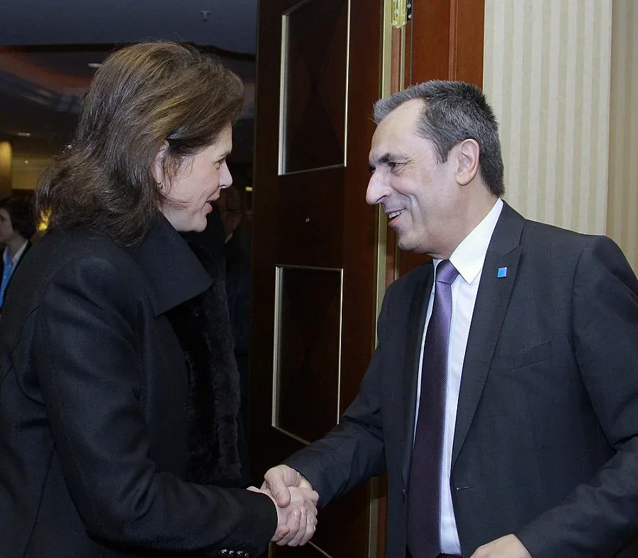 Орешарски: Търг за VII блок на "Козлодуй"