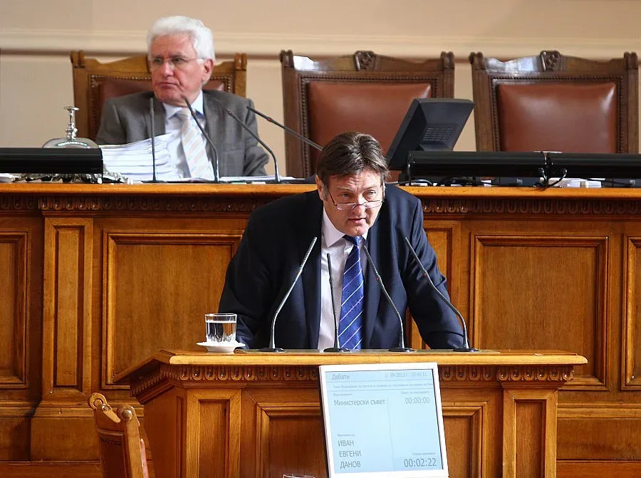 Данов: Още година за узаконяване на сгради