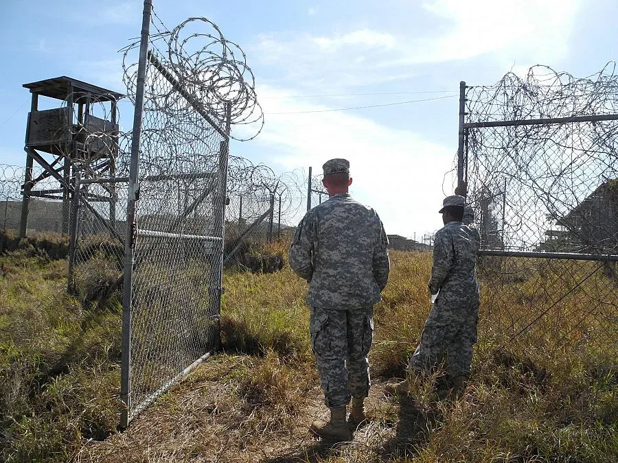 ЦРУ вербувало в Гуантанамо