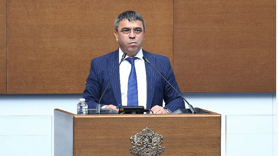 Министър Илков с ключов ход за изборите