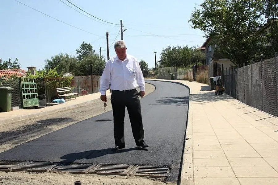 Подобряват средата на живот в Момчилградско с европари