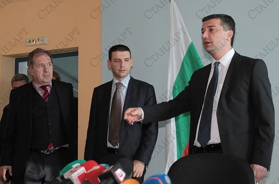 Стойнев: САЩ дадоха знак за задълбочаване на връзките