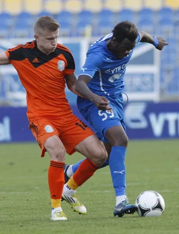 "Левски" живна и влезе в тройката