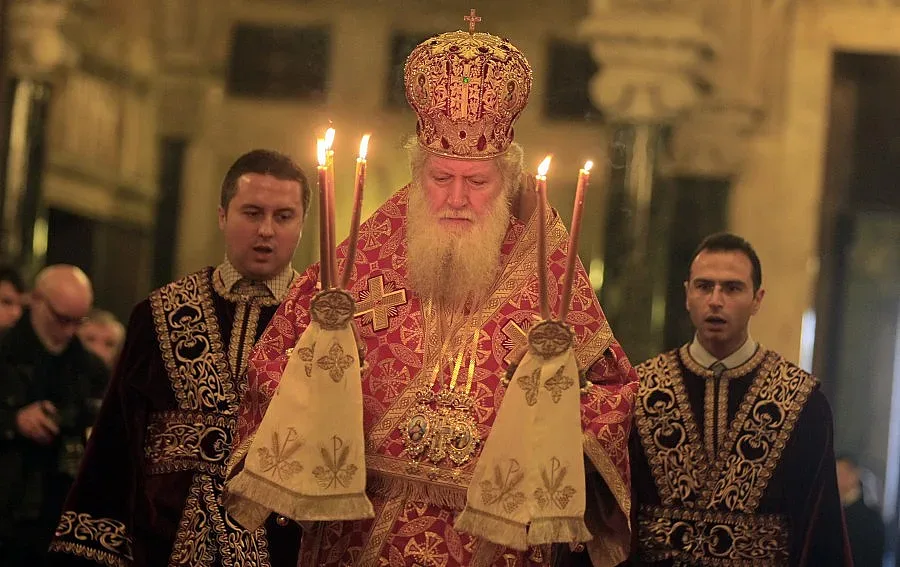 Варна разцепи синода