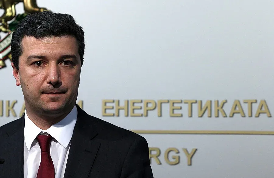 2016 г. започва изграждането на седми реактор