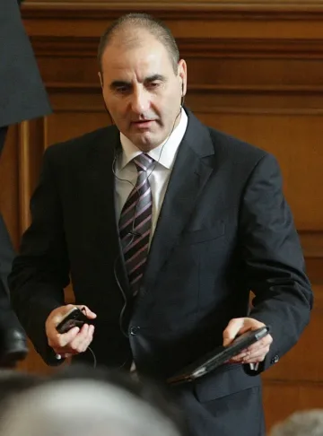 Цветанов изключи възможността за коалиция с БСП и ДПС