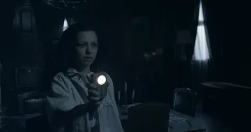 Ужасии преследват екипа на "Вила Роса"