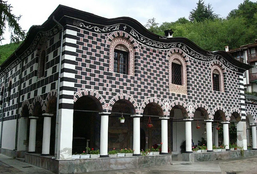 Жени и младежи от ГЕРБ раздадоха флаери за Деня на семейството