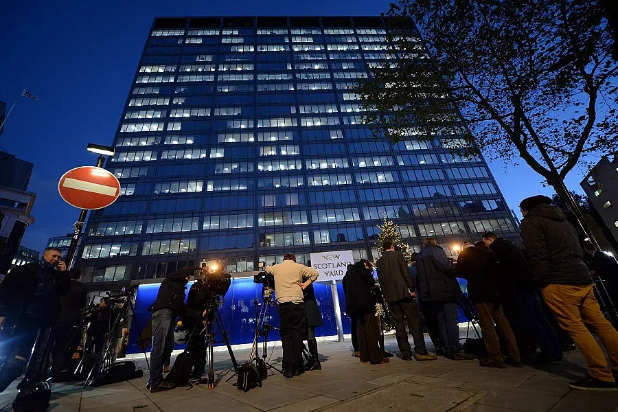 Спасиха жени от 30-годишен плен 