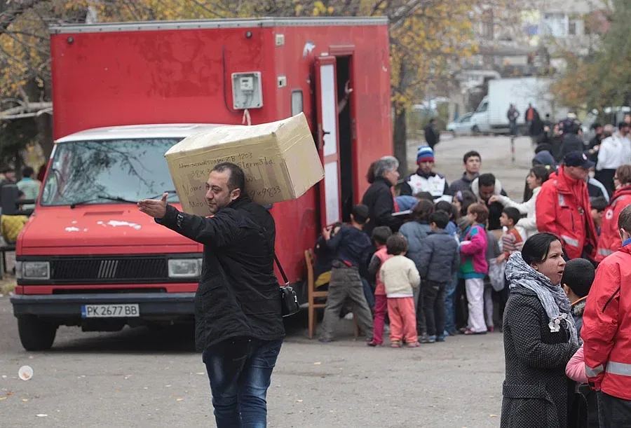 100 иракчани летят за Багдад с първия чартър