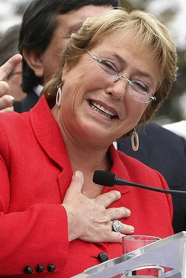 Чили гласува за жертва на Пиночет