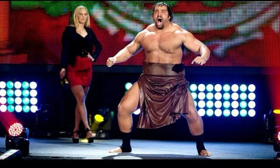 Наш кечист умира за пица и "Реал"