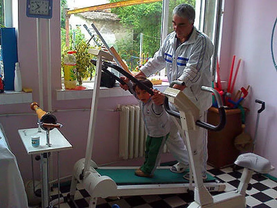 Болницата за рехабилитация в Котел с нова апаратура