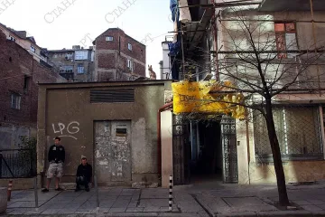 Нападателите на Метин остават в ареста