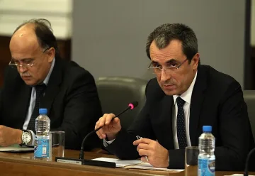 Орешарски призова за скорошни съдебни реформи