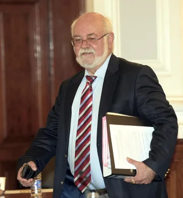 Тренчев: Пари за социална политика няма