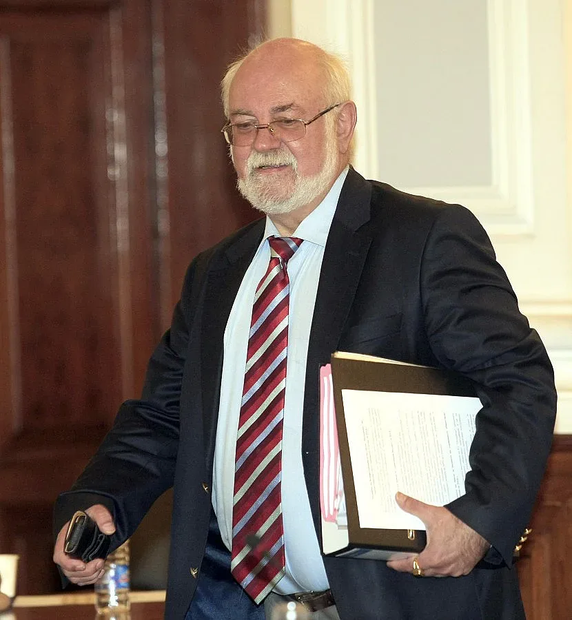 Тренчев: Пари за социална политика няма