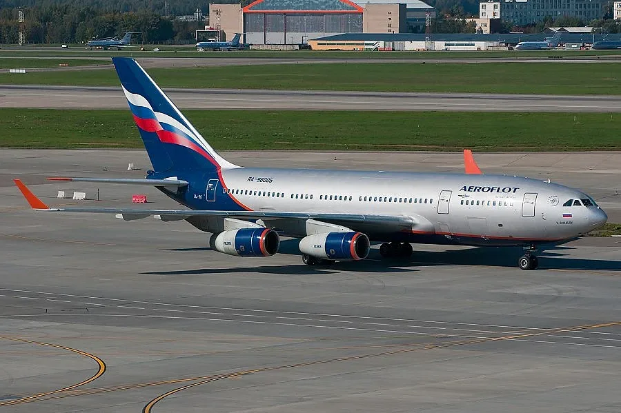 Русия забранява старите самолети