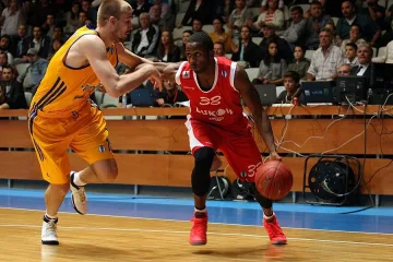 „Лукойл Академик” отнесе и „Апоел” за Еврокъп