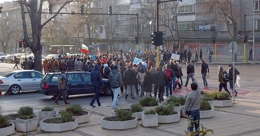40 жалби в областна управа срещу забраната за коли в Морската