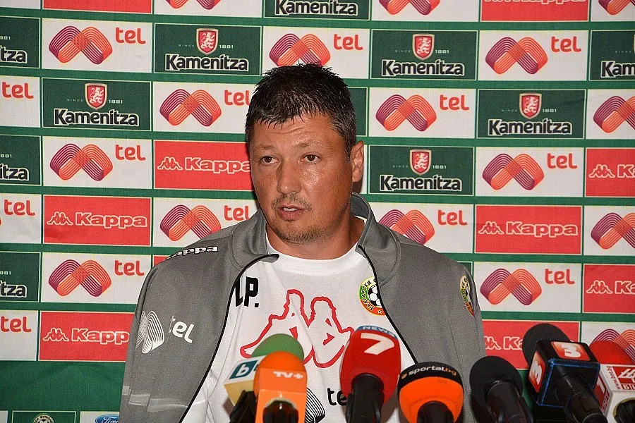 Любо Пенев: Един ден ще поема "Валенсия"