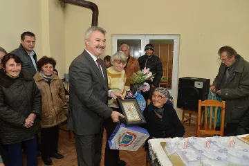 Столетница събра село за ЧРД