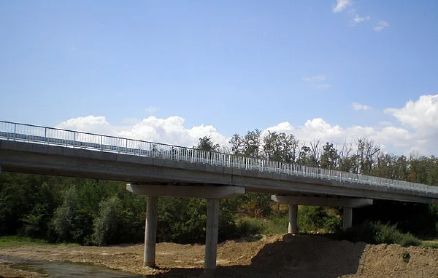 Вдигнаха мост за 3 великотърновски села