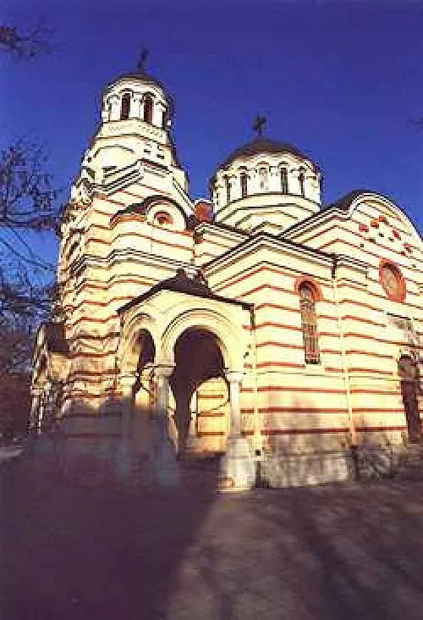 Задигнаха касичката с дарения в 100-годишен храм