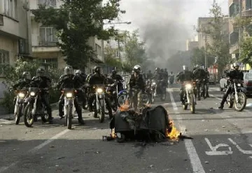 Русия въвежда граждански патрули