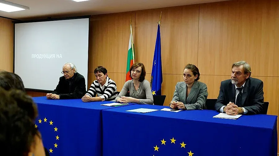 Представиха филма "Светът е жълъд" по проект за дъбовите хабитати