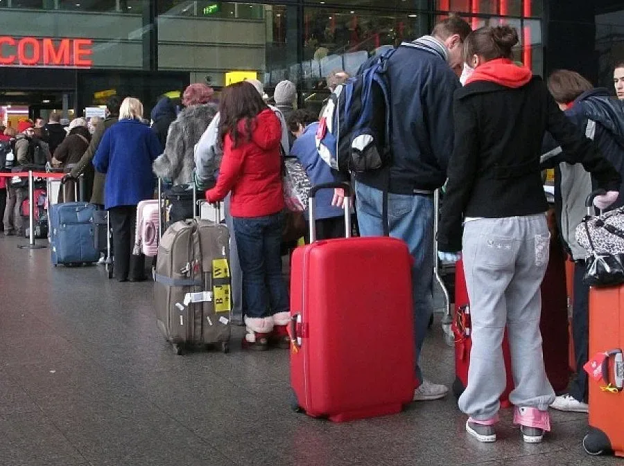 UK магнат подкрепи петицията срещу "новите имигранти"