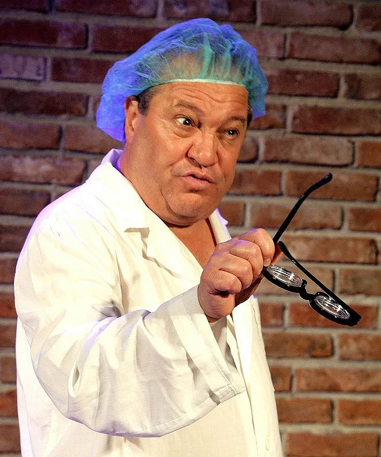 Мамалев надничал в дома на Ръсел Кроу