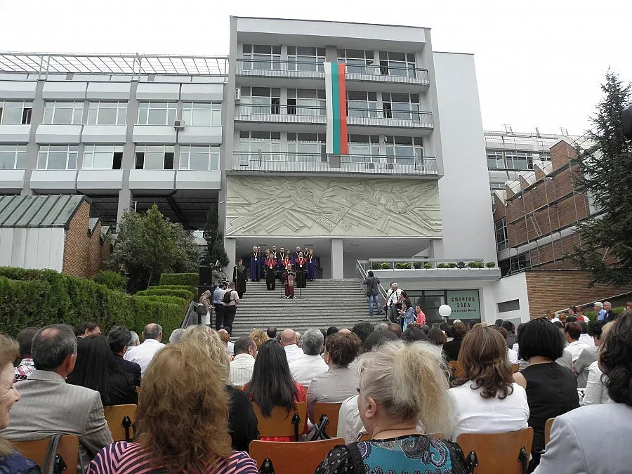 Готов е нов брой на студентски вестник