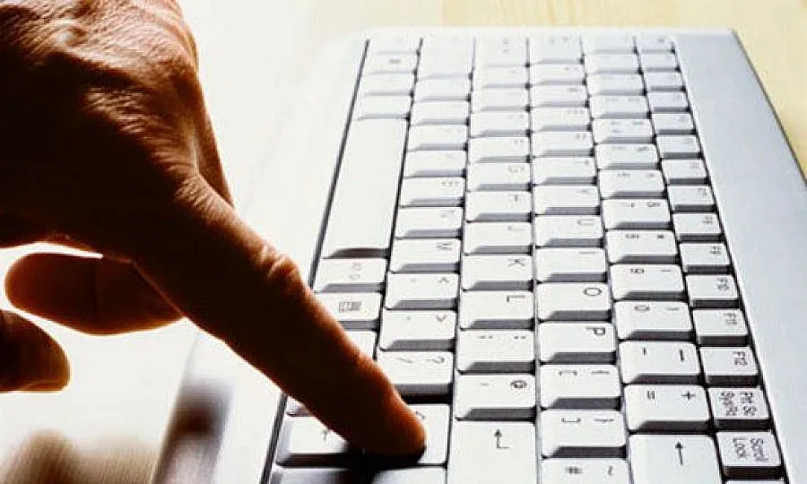 Пращат ни глоби и призовки по мейла