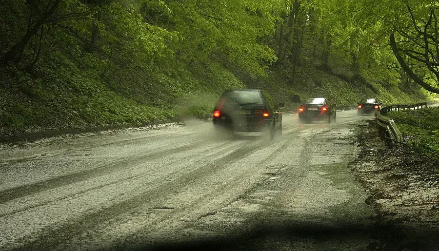 Китайци искат и прохода "Петрохан"
