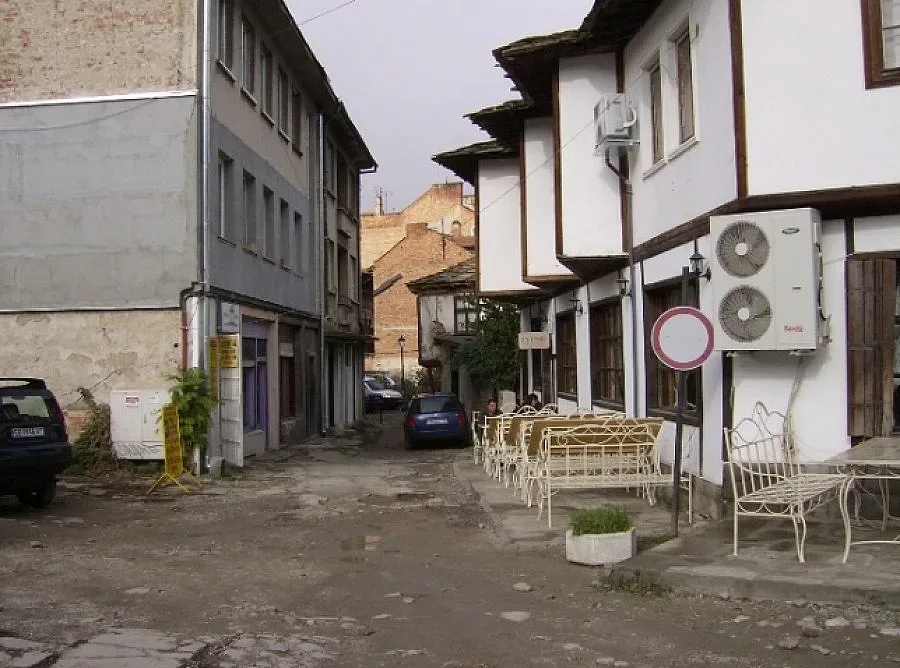 Габровци с романтична алея за разходки