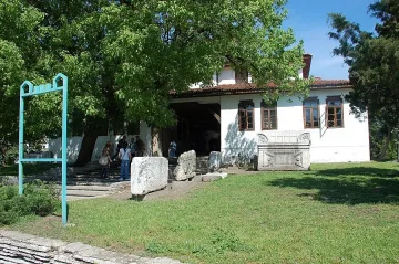 Видинчани протестират заради музейна сграда